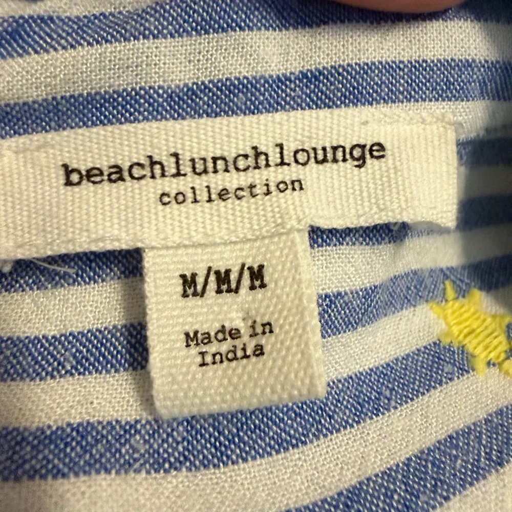 ☀️ BeachLunchLounge Sun Embroidered Tie-Front Top | Coastal Summer Blouse 🌊 - Picture 6 of 7
